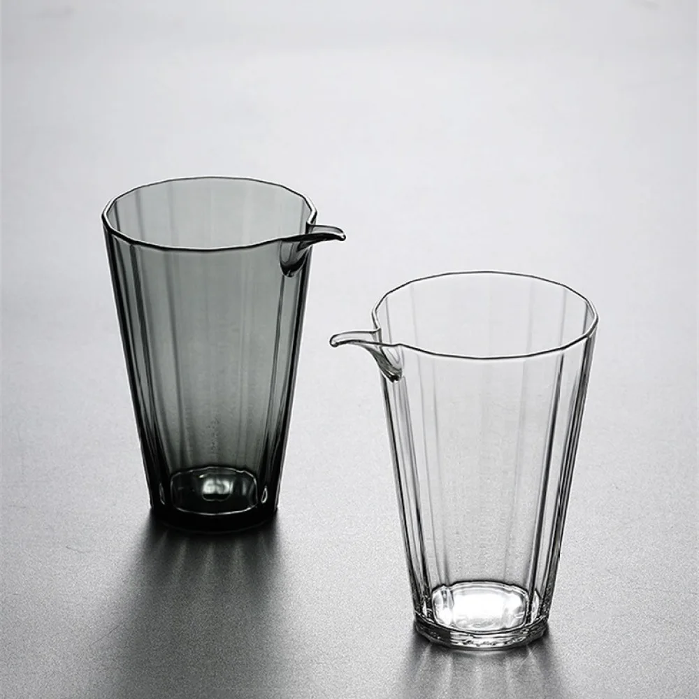 Professional Glass Kung Fu Tea Pitcher Fair Cup Solid Thickened Teaware Transparent Tea Separator Household Drinkware Gift
