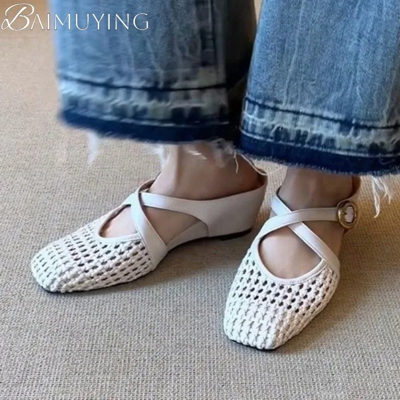 

Плетеные женские босоножки на каблуке, повседневная обувь без каблуков, женские летние шлепанцы с квадратным носком, трендовые удобные шлепанцы 2025 года, сандалии из мягкой кожи