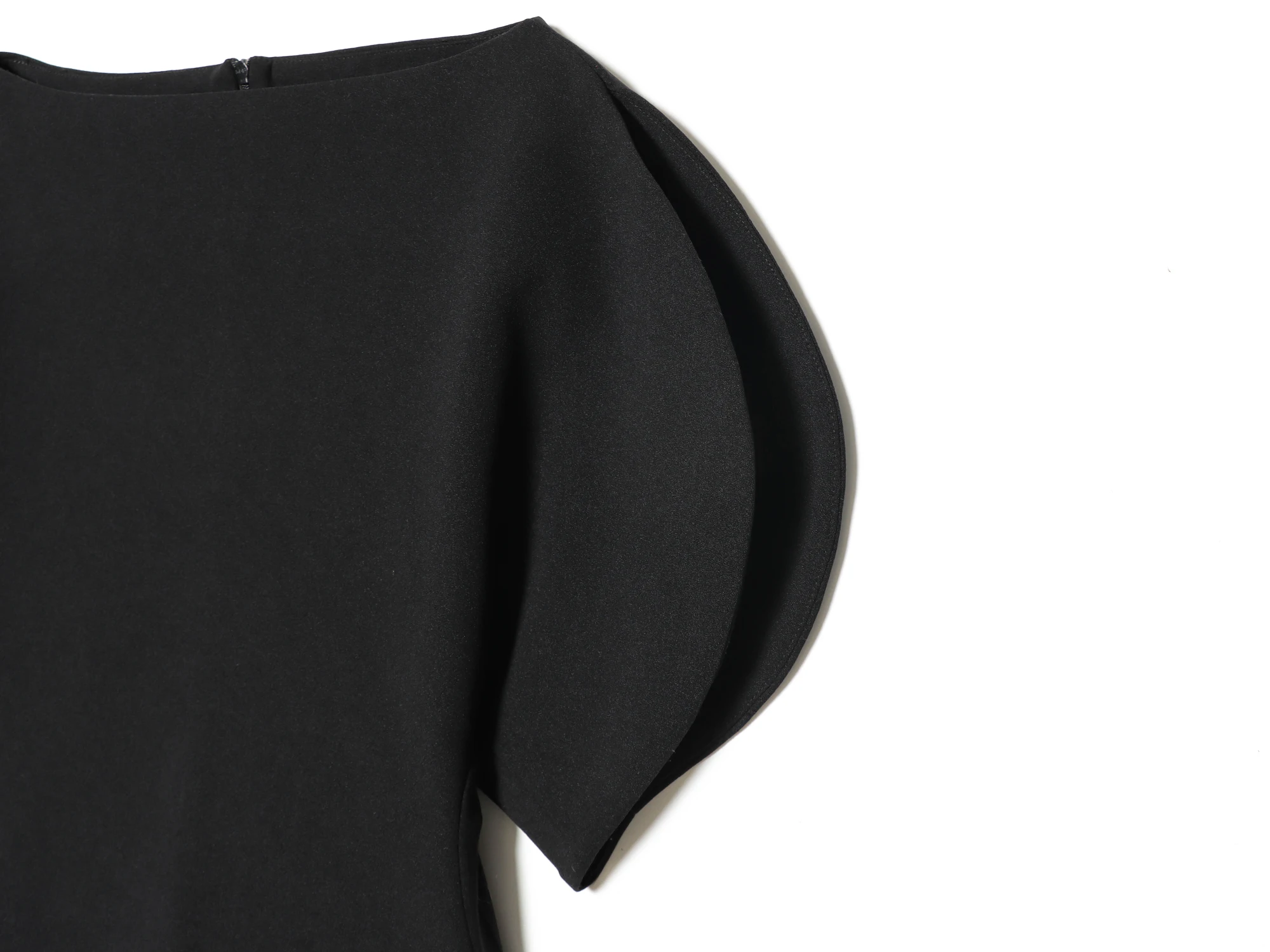 KONDALA Commute Modern Puff Sleeve Top Business Women Asymmetric Hem Short Sleeve Top 2026 Spring Summer Trendy Chic Elegant Top