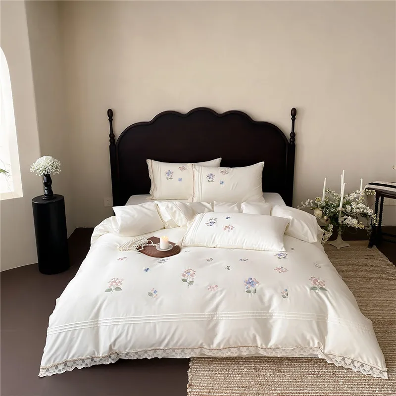 Luxury Cartoon Flowers Embroidery 600TC Long Staple Cotton Bedding Set Duvet Cover Set Flat/Fitted Bed Sheet Pillowcases