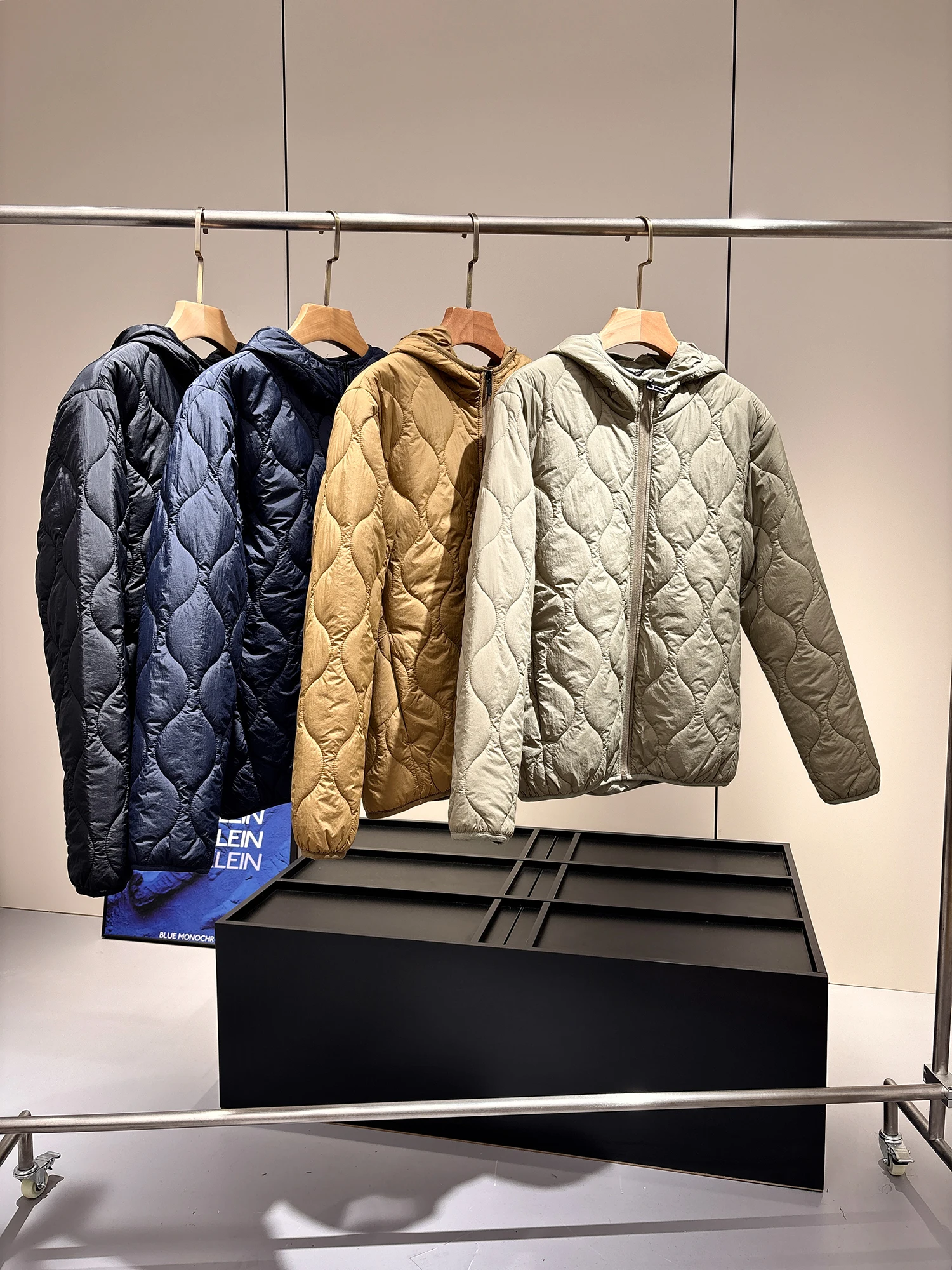 

Unisex Cotton Jacket Hooded Quilted Lightweight Warmth Retro Style Autumn Winter Couple Matching Polyester Fiber Zipper Closure