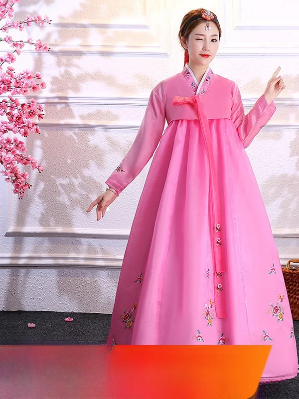 

Traditional Korean Performance Costume Large Size Fre Ethnic Women's up Outfit Skirt Ensemble for Stage And Daily Wear