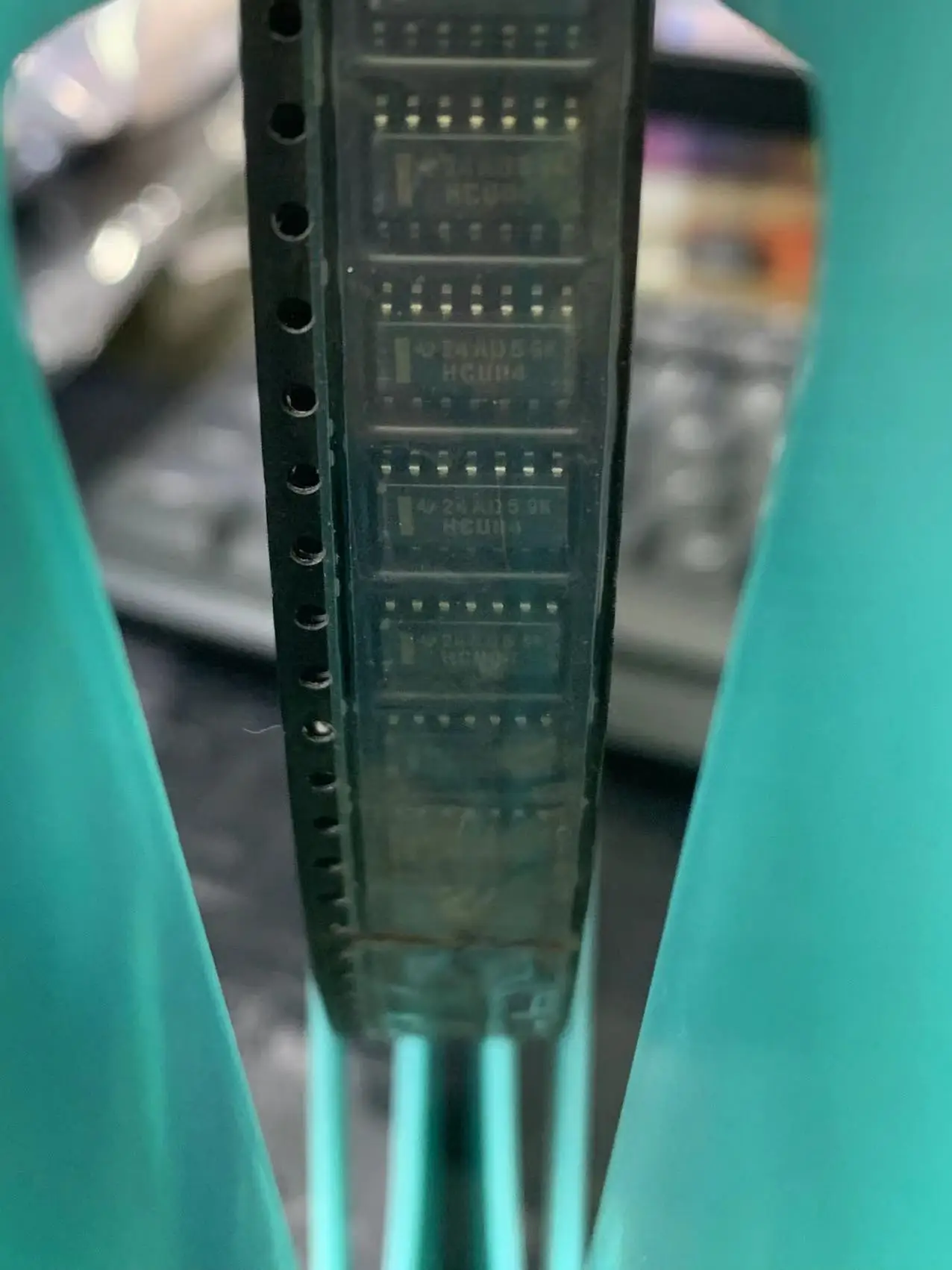 SN74HCU04DR (5 قطع) رقاقة المكونات الإلكترونية IC بقعة الدوائر المتكاملة #1