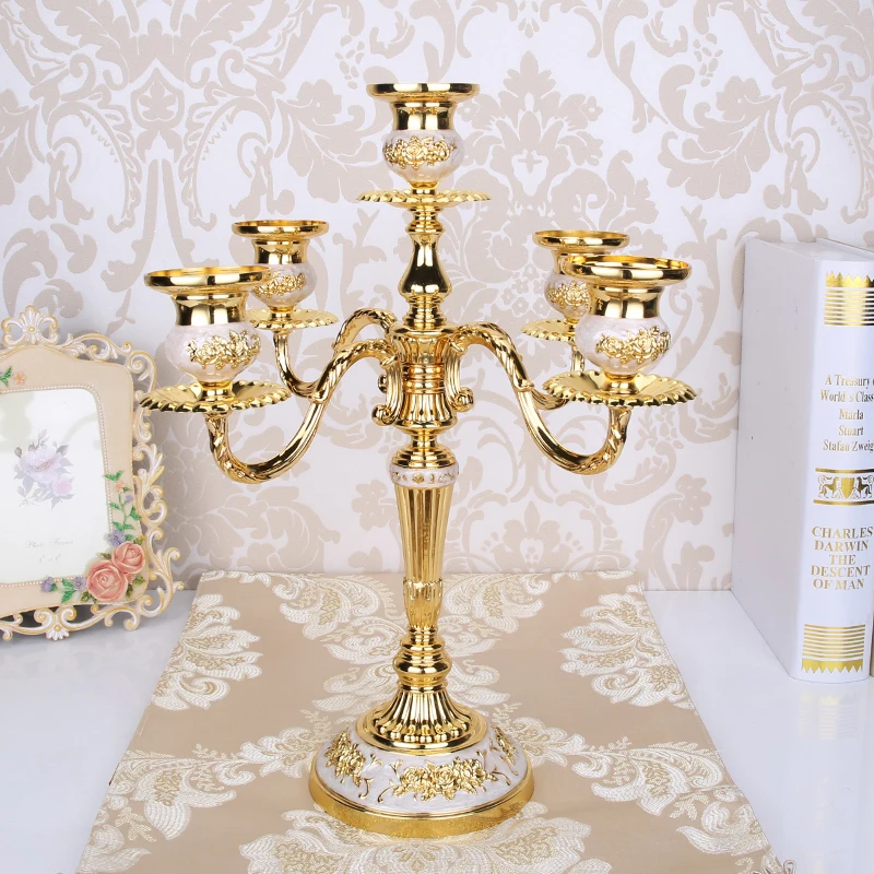 Five candlesticks European romantic candlelight dinner wedding props wrought iron retro ornaments three heads.