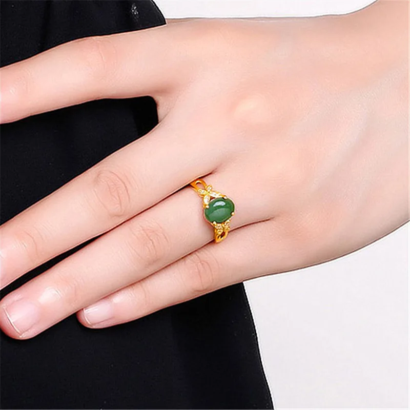 ファッショナブルな蝶模様エスニックスタイル埋め込みオーバル宝石リング豪華な個性女性の記念日結婚祝い