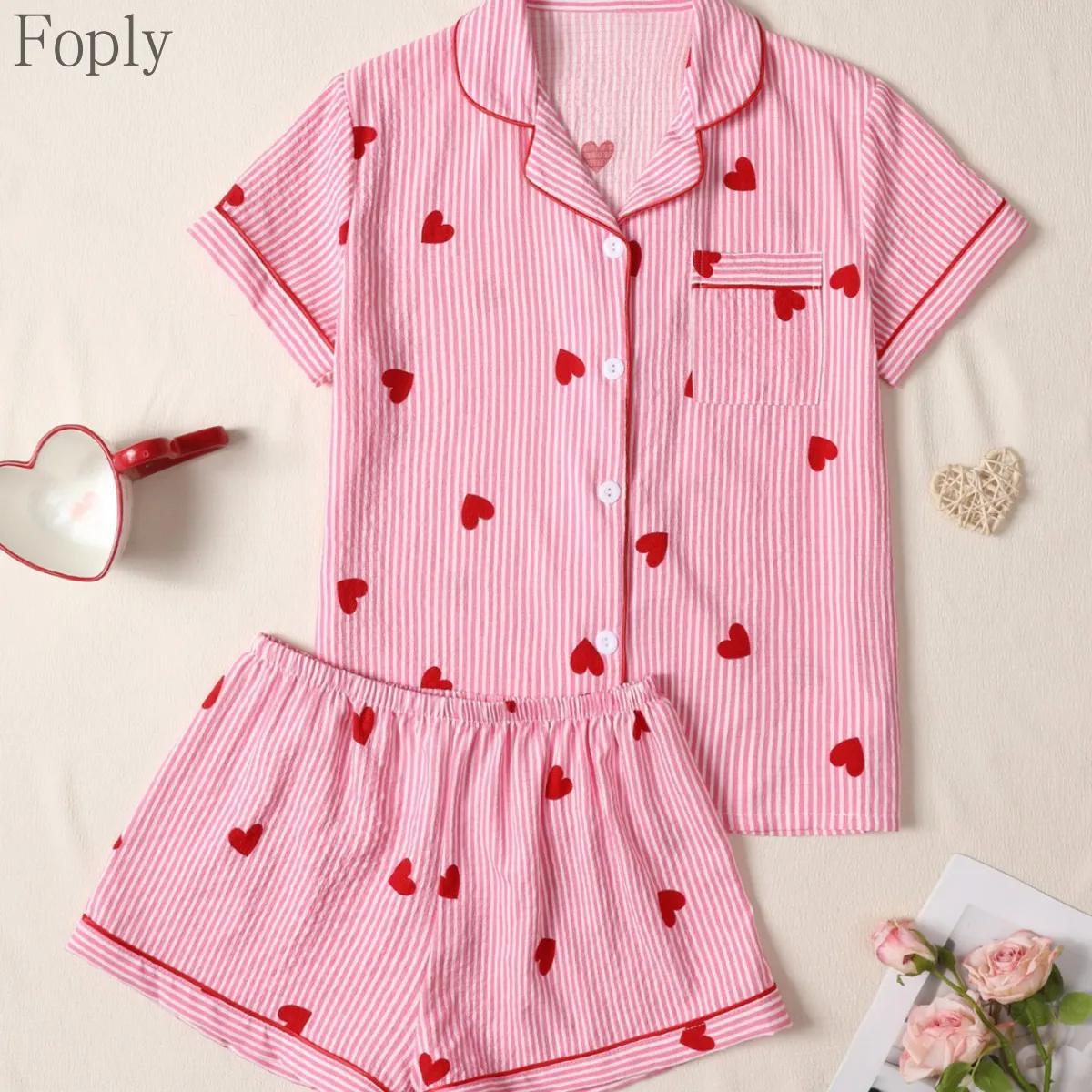 

Women's Cardigan Lapel Love Print Striped Pajamas Set Thin Short-sleeved Shorts 2 Piece Crepe Home Clothes Suit Outside Wear