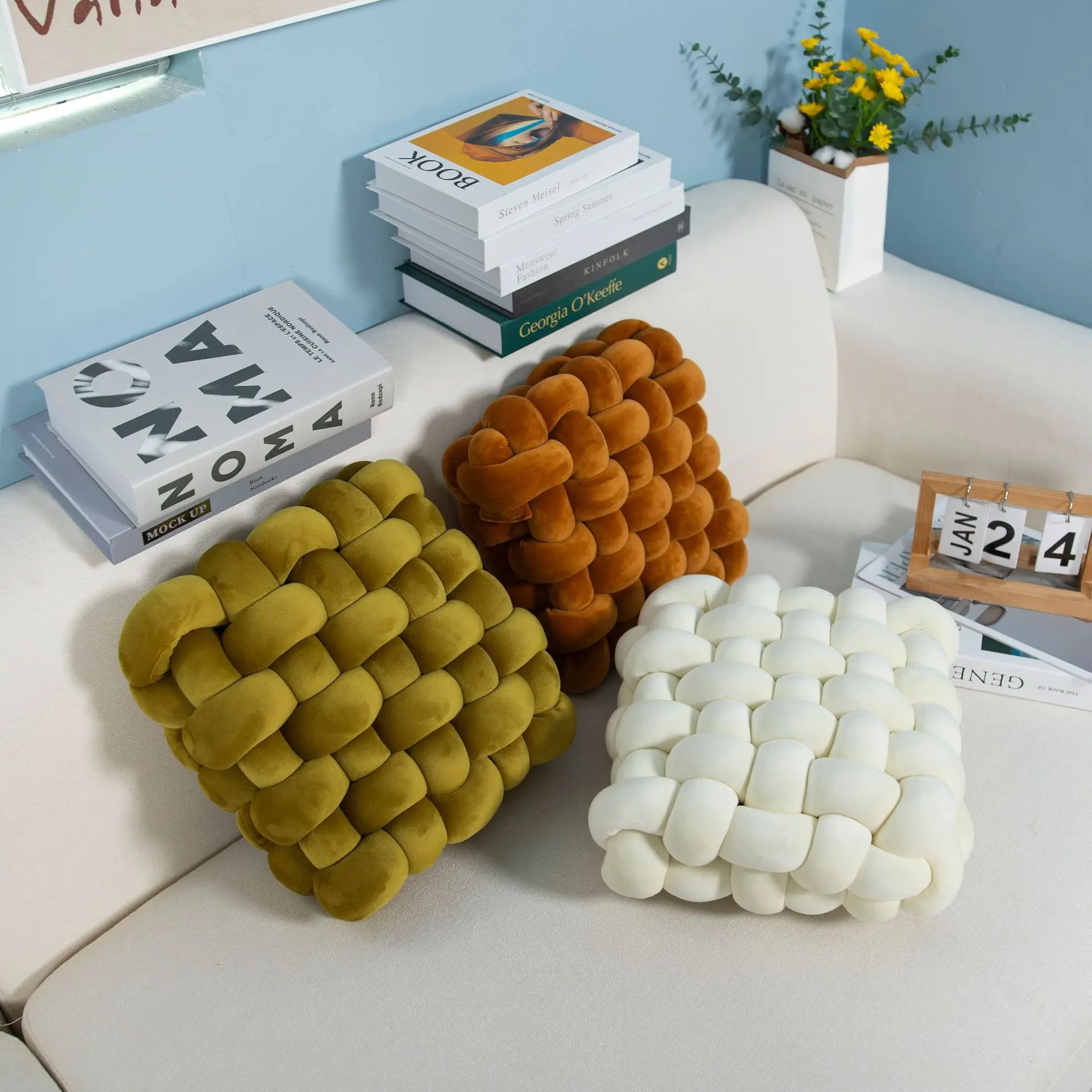 

Nordic Pillow Simple Solid Color Hand-woven Square Sofa Pillow Morandi Color Knotted Waist Pillow Winter Plush floor cushion