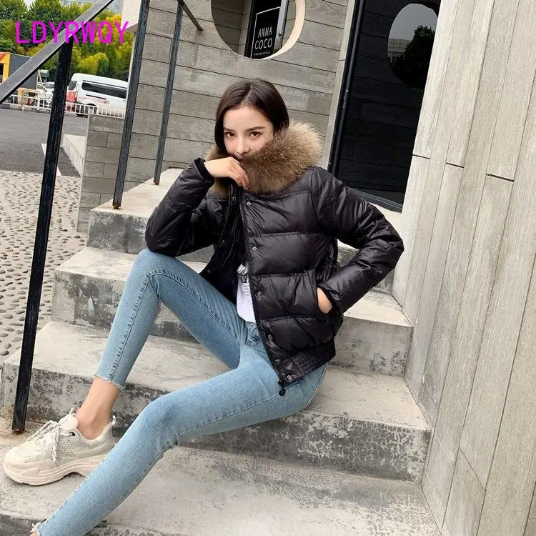 Autumn and Winter 2022 New Women's Hooded Large Wool Collar Cotton Suit Women's Short Thickened Slim Coat
