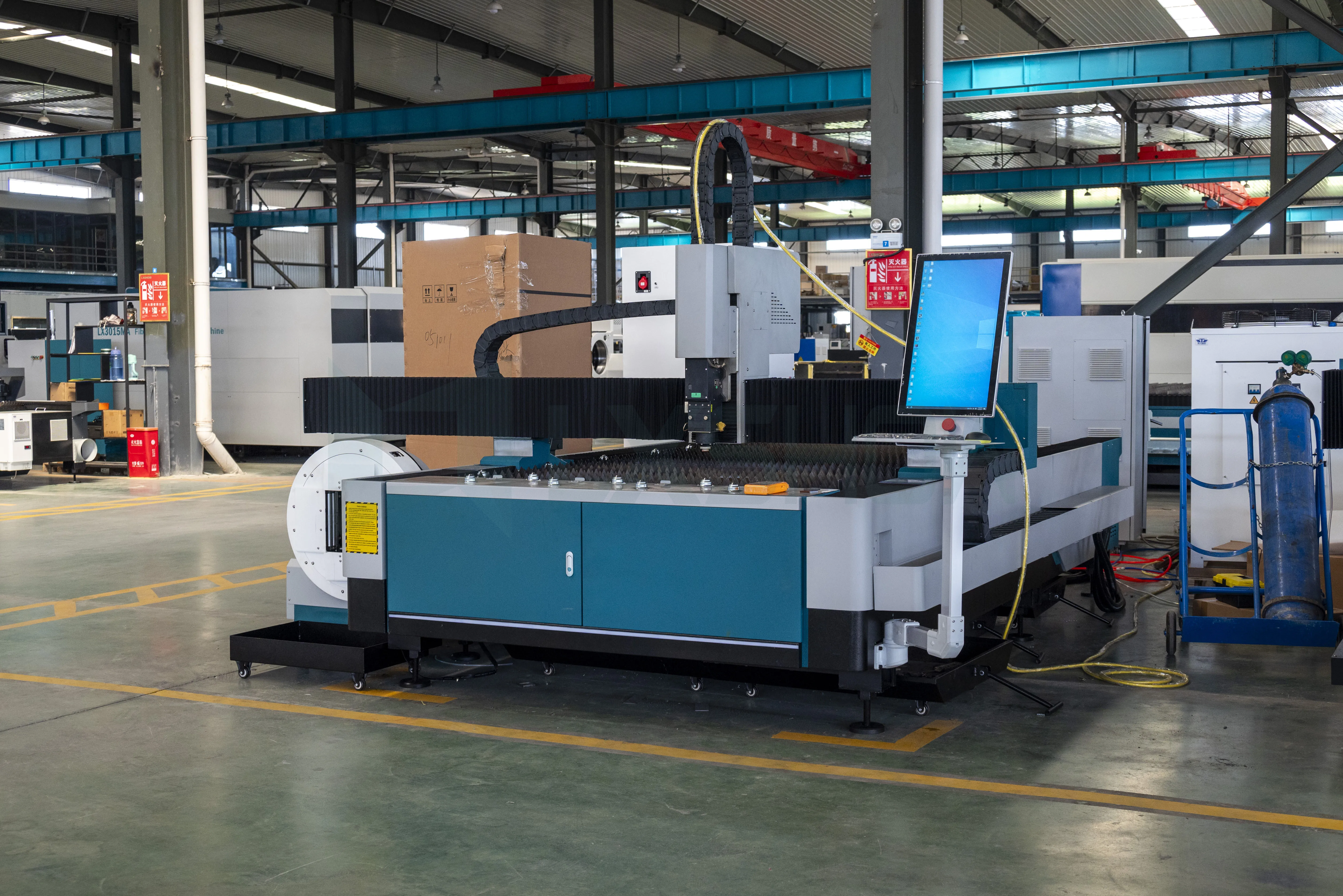 metal sheet fiber laser cutting machine CNC Laser Cutting Machine Fiber Laser Cutter Stainless Steel Cutting