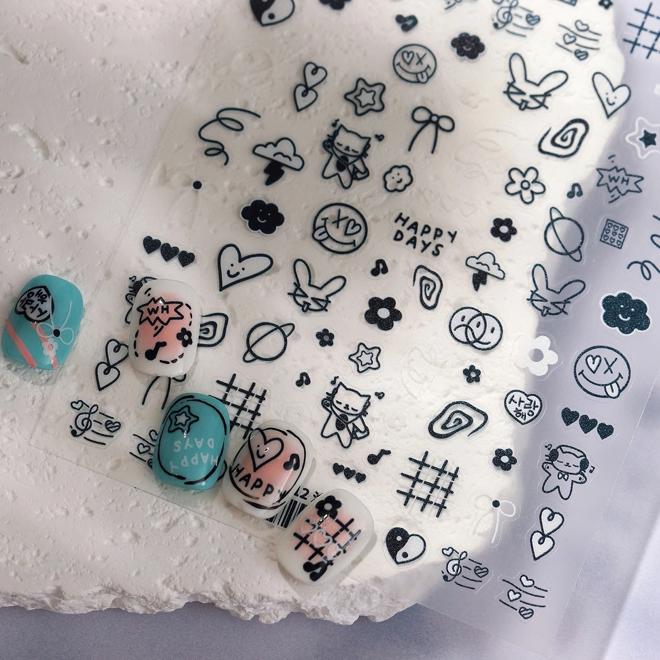 Graffiti Pfote Schleife Kuchen Katze Hund Kaninchen Blume Liebe Herz Blume Stern Planet Wolke Gird Linie Nail Art Aufkleber Maniküre Aufkleber