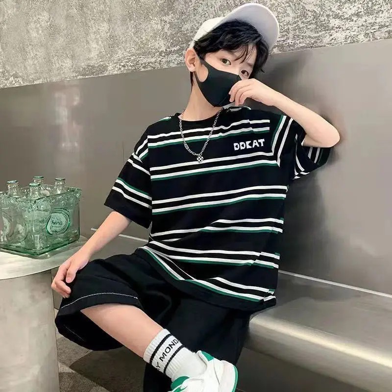 

Полосатая рубашка с короткими рукавами, наряд для мальчика, детская одежда, модный комплект с героями мультфильмов для мальчиков, детский свитшот, летний костюм, топ