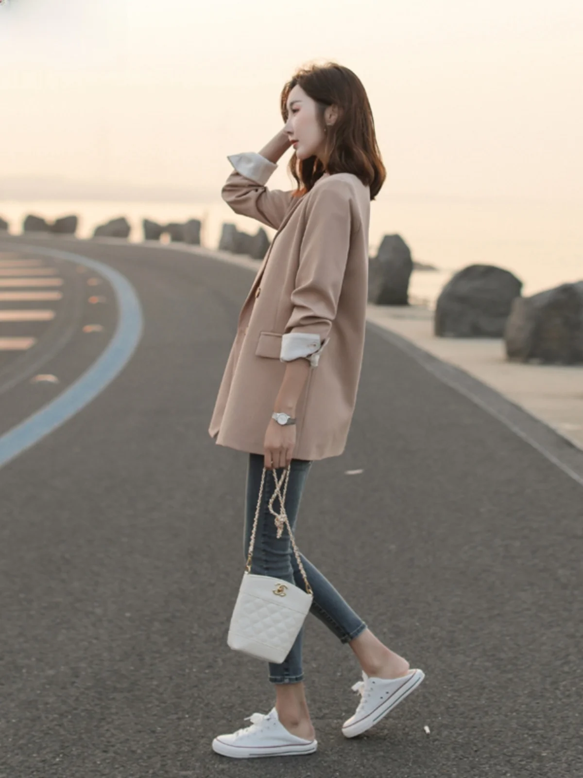 

Женский деловой жакет: новая коллекция весна-осень, универсальный дизайн, маленький размер, профессиональный короткий костюм для повседневной носки и поездок на работу, модный.