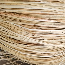 Riparazione materiale della sedia del materiale della mobilia all'aperto dell'artigianato della canna della pianta di colore naturale della pelle del Rattan 500g