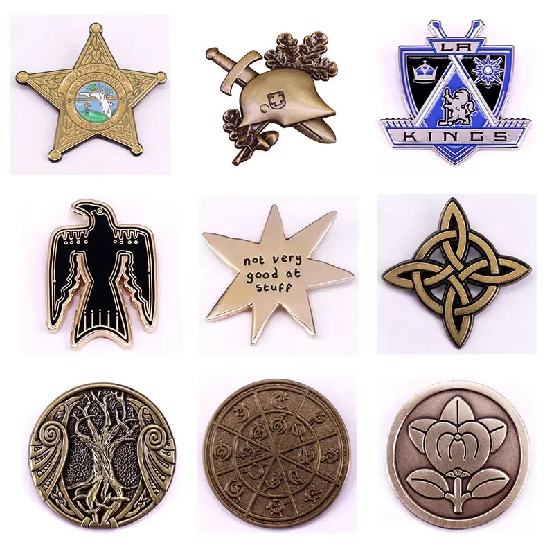 مختلف ريترو رون شعار دبوس المعادن المينا بروش الأصالة النسر الفنون شارة التلبيب الرجال النساء مجوهرات الأزياء اكسسوارات هدايا