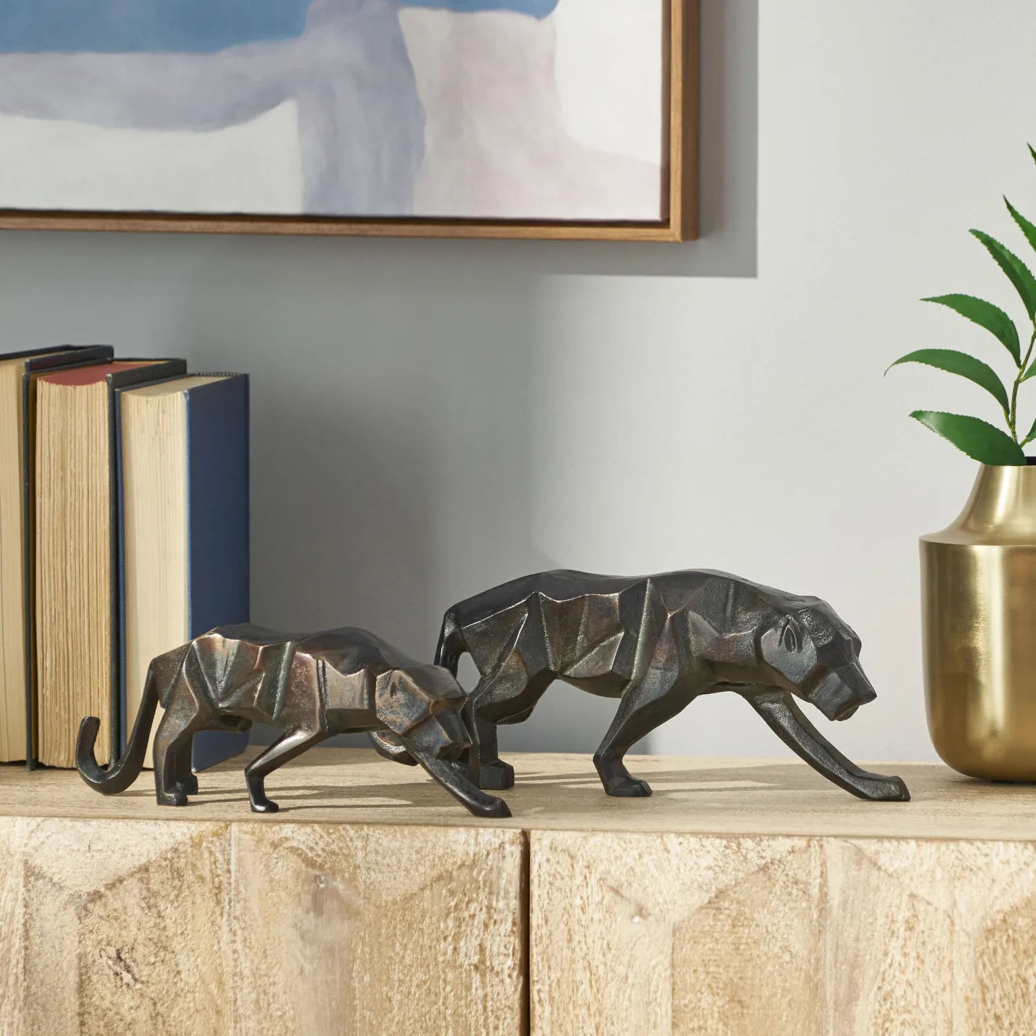 

Leopard Décor - Stylish Home Accessories for a Trendy Look