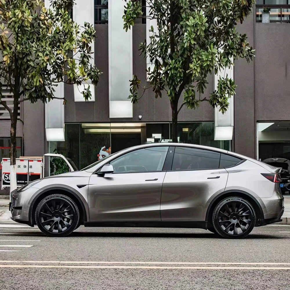 

ПЭТ-лайнер, металлик, серебро, автозащита краски, жидкий металлический винил, обертывания для кузова автомобиля