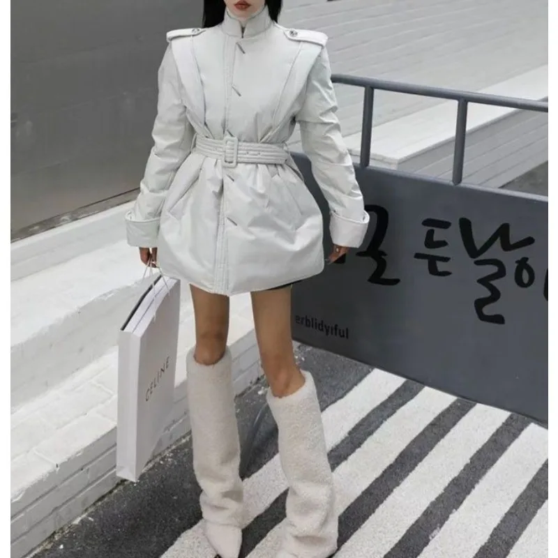 

2025 Winter Designer Niche High-end Retro Sweet Cool Lace-up Down Padded Jacket