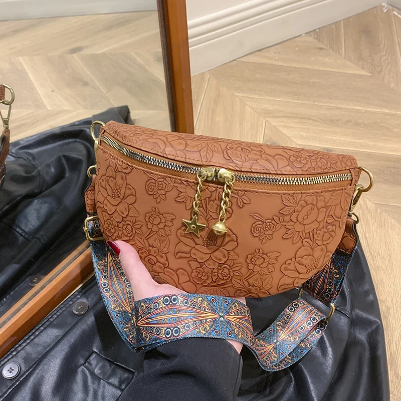 

Нагрудная сумка через плечо, Женская нишевая модная сумка, Женская Новая повседневная сумка из искусственной кожи, женская сумка, популярная сумка через плечо