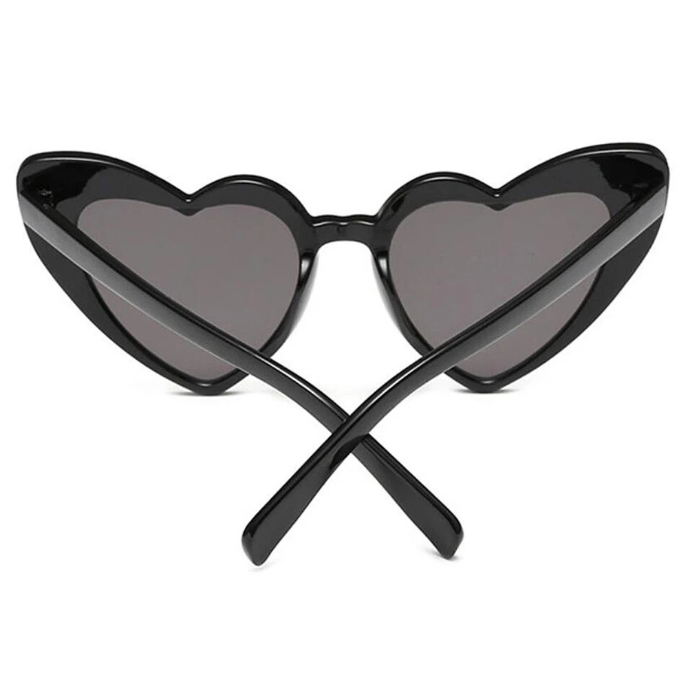 Love Heart Shaped Sunglasses Retro Big Frame Women Sunglasses Bachelorette Party Decor Photo Props UV Protection Unisex Eyewear