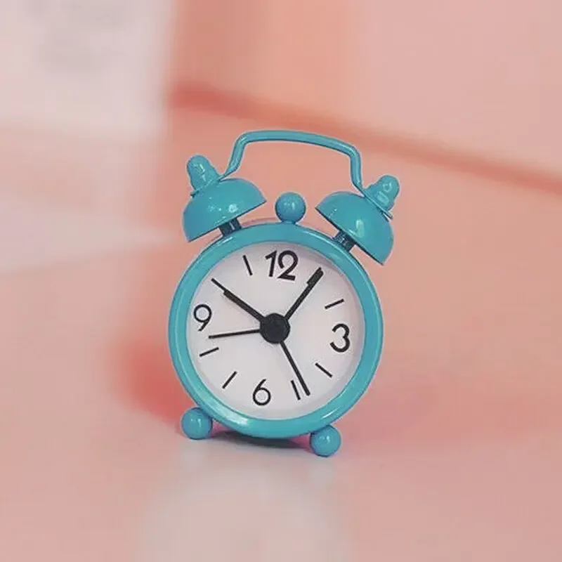 Mini Metal Small Alarm Clock Creative Blue Quartz Round Alarm Clock Portable Desktop Decoration Home Decoration