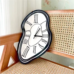 New Nordic Novel Surreal Melting Distorted Wall Clocks Luxury Modern Roman Numeral Salvador Dali Style Wall Watch Decor