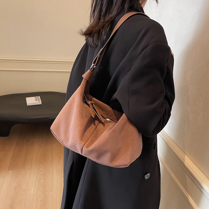 

Retro Women PU Leather Shoulder Bag 2025 Winter Retro Soft Hobo Bag Luxury Designer Crossbody Bag Female Handbags and Purses