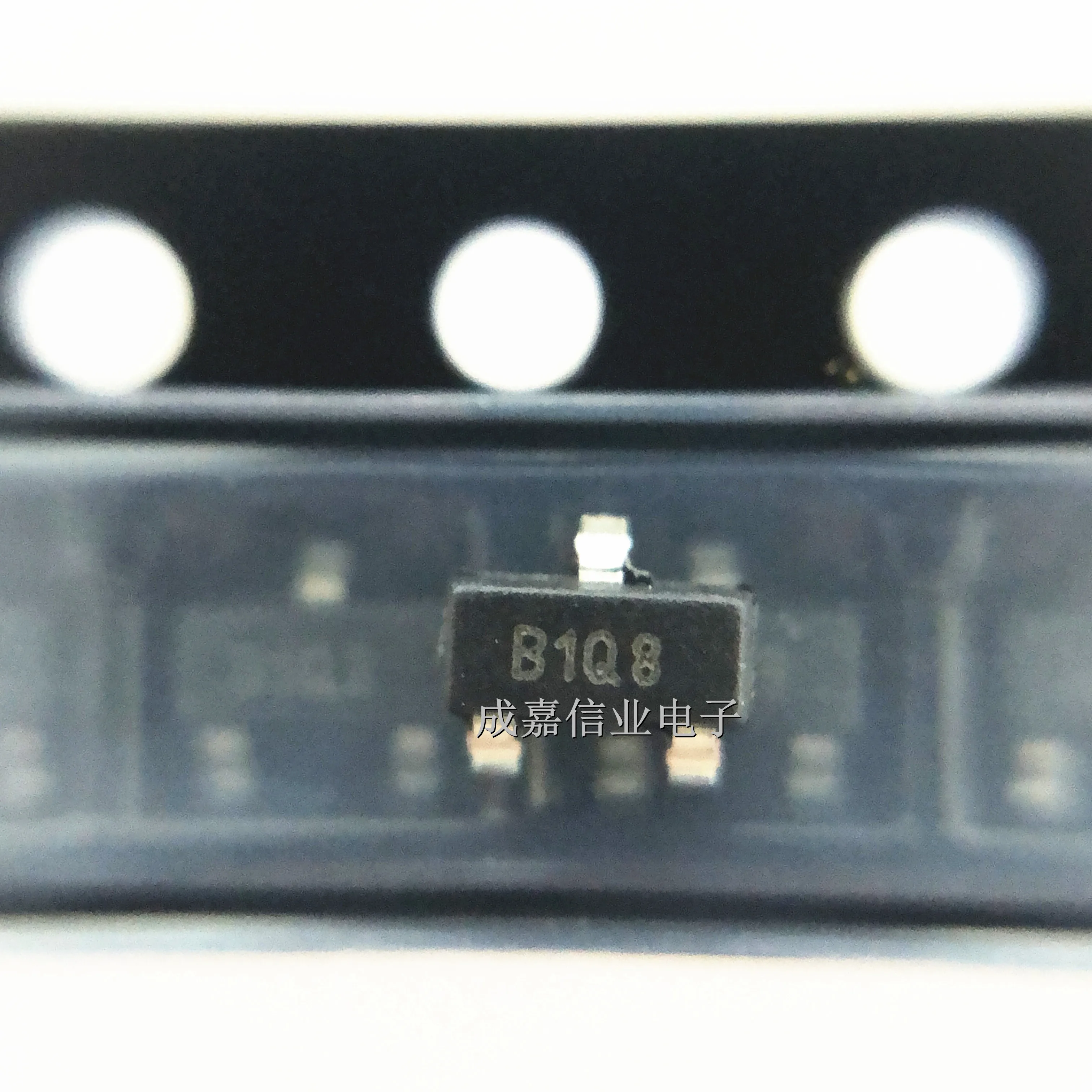 

10pcs/Lot 11AA010T-I/TT SOT-23-3 MARKING;B1 EEPROM 1K 128X8 1.8V SERIAL EE IND Operating Temperature:- 40 C-+ 85 C