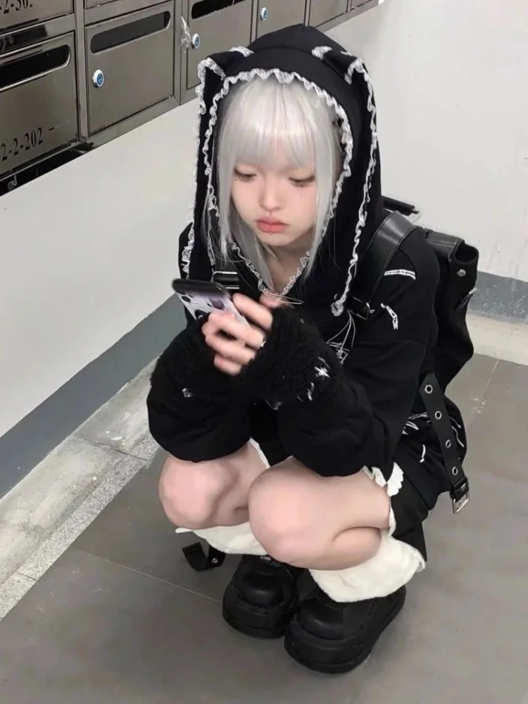 เสื้อฮู้ดแขนยาวสไตล์ฮาราจูกุ คาวาอี้ สำหรับผู้หญิง สไตล์ลำลองแบบญี่ปุ่น แต่งลูกไม้หูกระต่าย เสื้อสเวตเชิ้ตสไตล์หวานแบบกอธิค พิมพ์ลาย ฤดูใบไม้ร่วง 2025