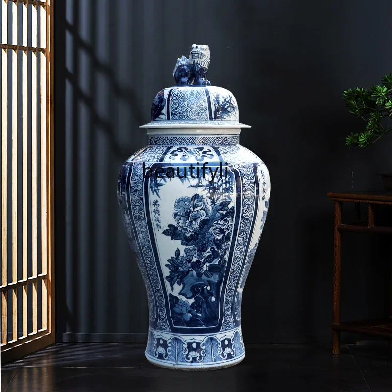 Jingdezhen ceramics hand-painted blue and white porcelain vase Chinese home living room decoration ornament