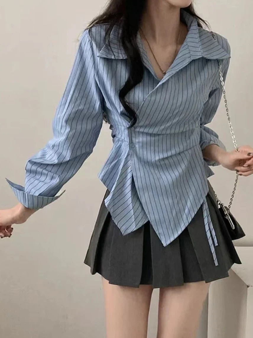 韓国デザインスリムフィット長袖ストライプカレッジスタイルシャツ秋シーズンファッショナブルなトップス女性用ポリエステルシャツ