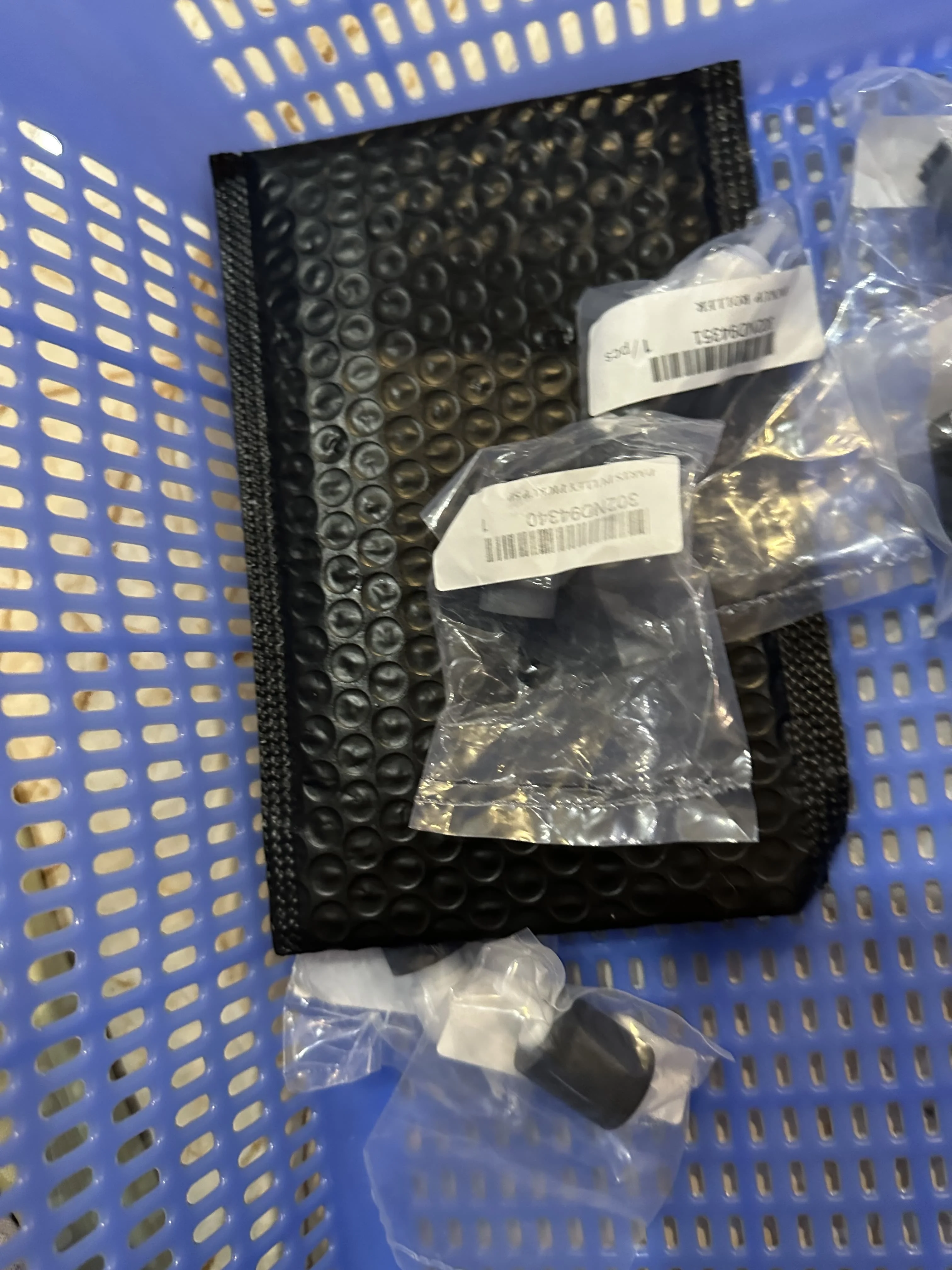 

20X 302N406030 302ND94340 302ND94350 Ролик подачи захвата для Kyocera 4002i 5002i 6002i 4052ci 5052ci 6052ci 2552ci 3252ci 3552ci