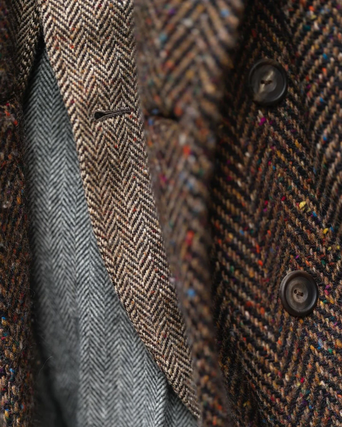 Cappotto in osso di pesce di tweed da uomo vintage invernale Cappotto retrò con risvolto a scialle monopetto Cappotto caldo su misura da uomo personalizzato