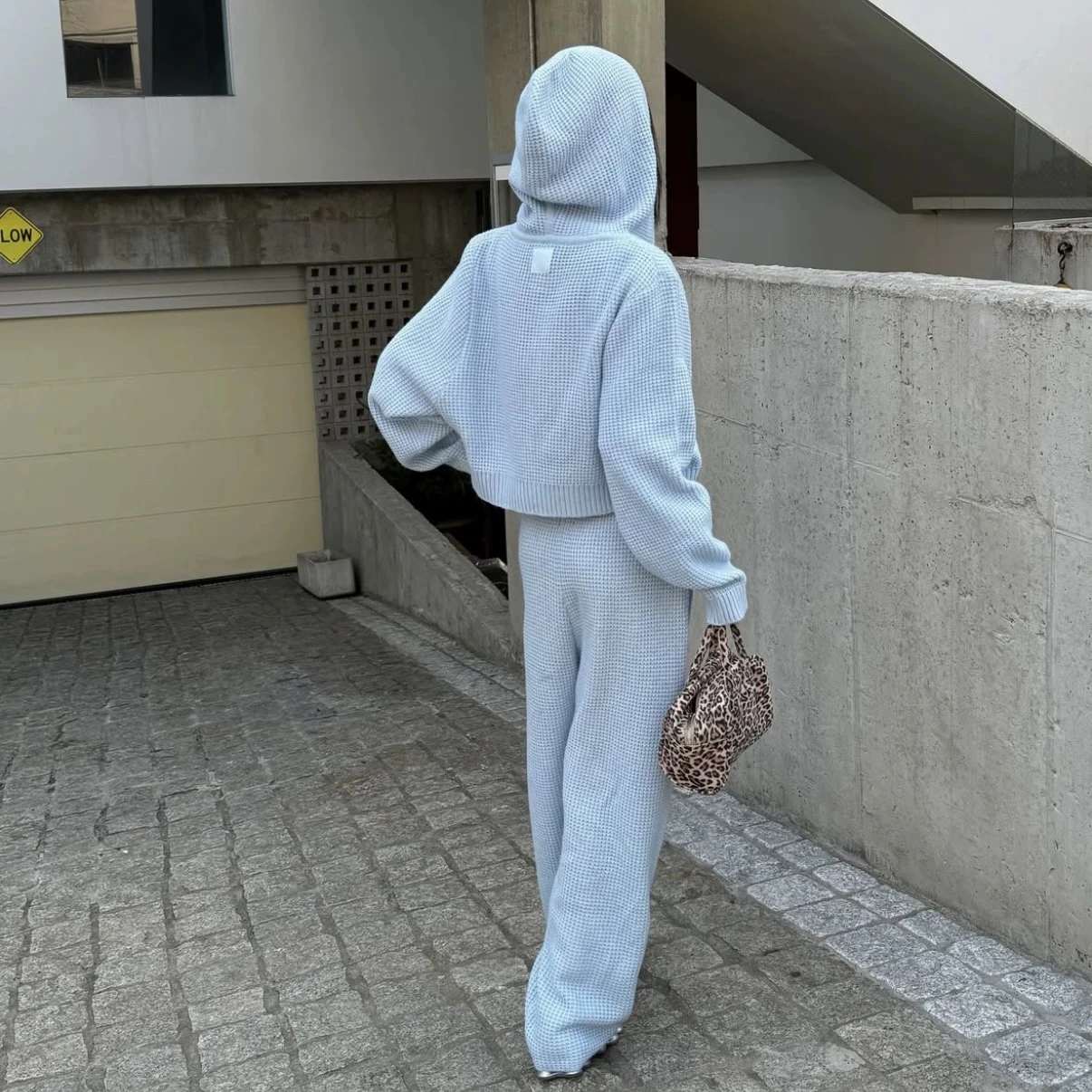 

PREON Early Spring New Casual Sport Hoodie Pants Set Barnnet Knitted Long Sve ort Length Zipper Closure Color