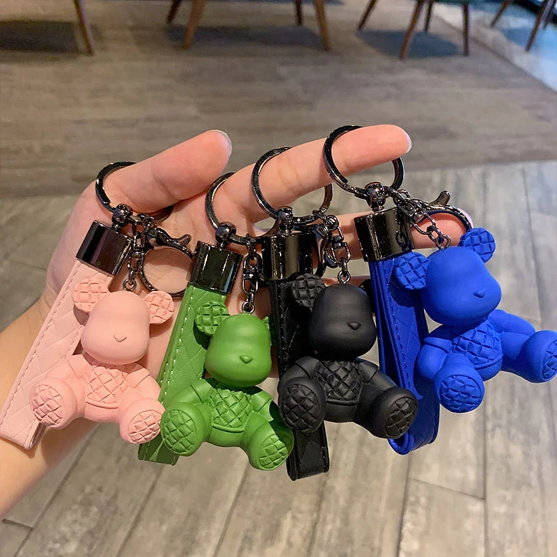 cute cartoon sitting bear car key chain decoration gift  Creative bamboo woven bear car key chain pendant Bag Pendant