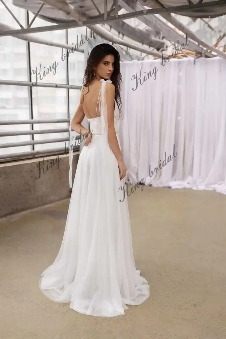 Benutzerdefinierte V-Ausschnitt Spaghettiträger Verlobungskleid Einfaches Hochzeitskleid Tüll Brautkleider A-Linie Elegantes rückenfreies Hochzeitskleid