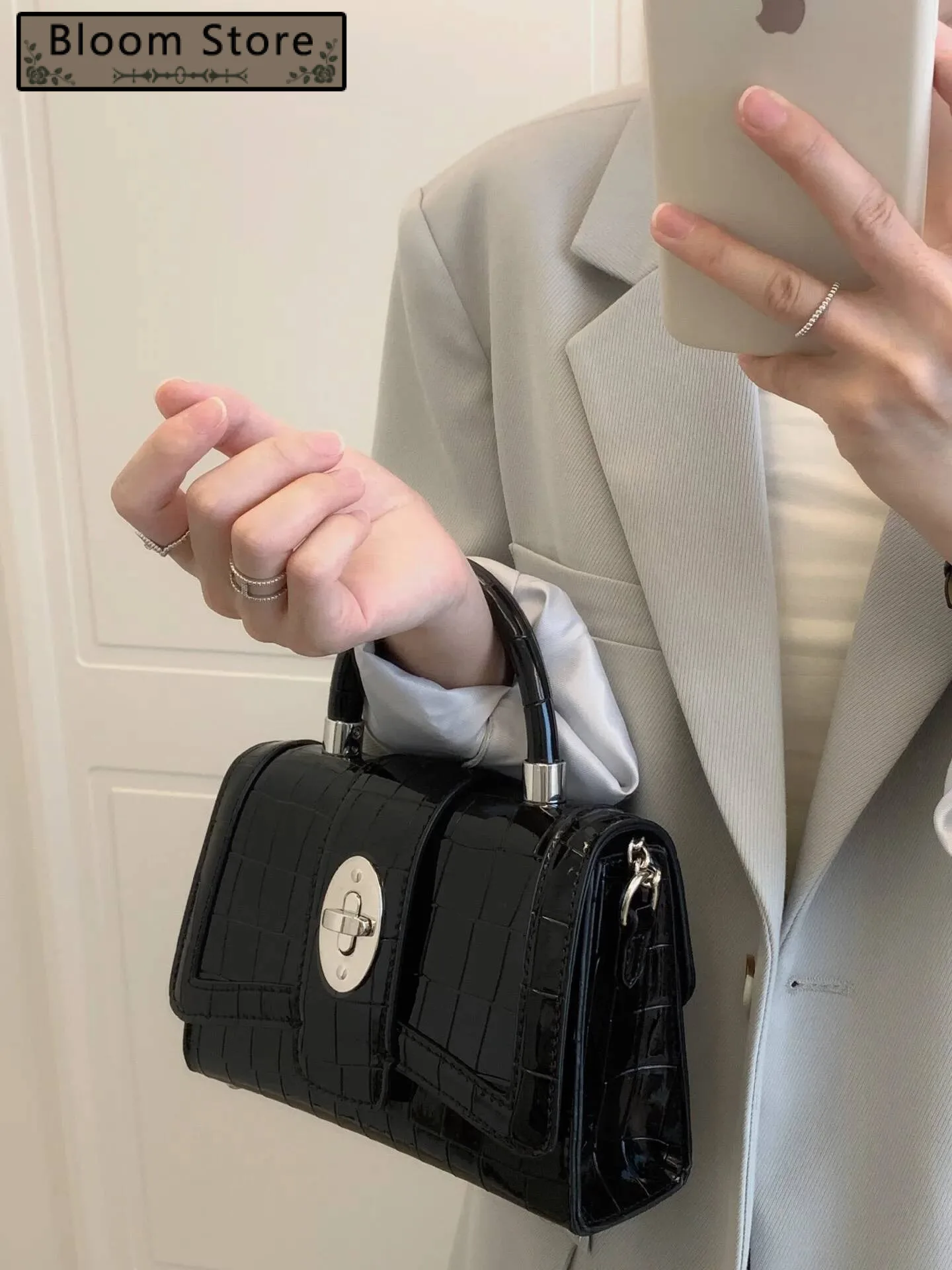 

Bloom Vintage Y2k Women 2023 Casual Chains Chic Crocodile Pattern Shoulder Bag Ladies High Street Black Messenger Bags