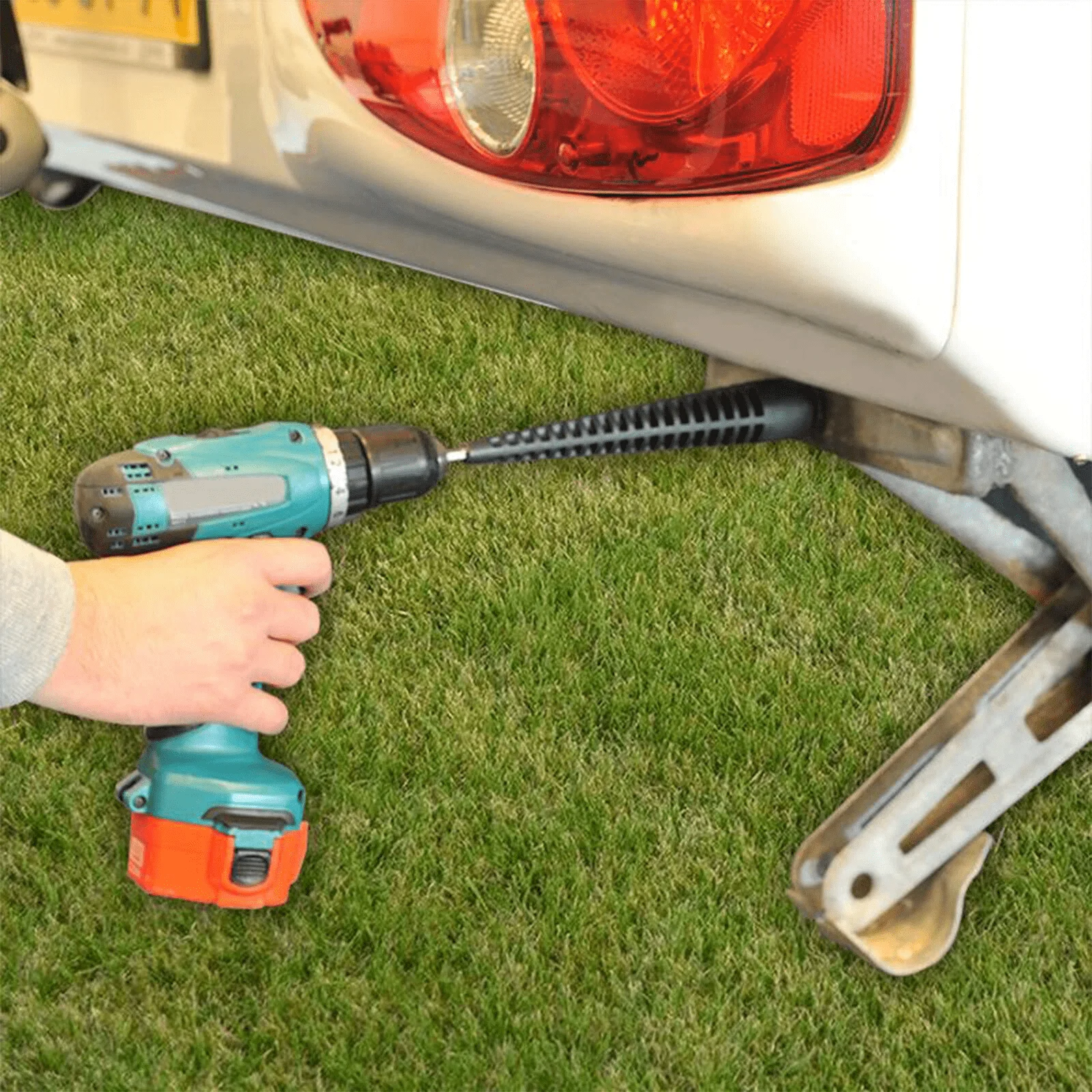 

2 in 1 - 19mm Caravan Steady Leg Winder and 13mm Peg Socket Drill Adaptor