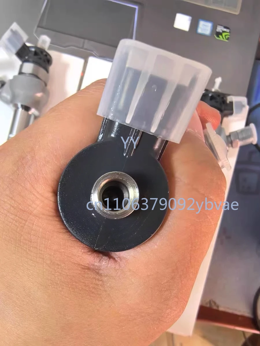 0445111007 Injector assembly LC1Q-9K546-AA Injector