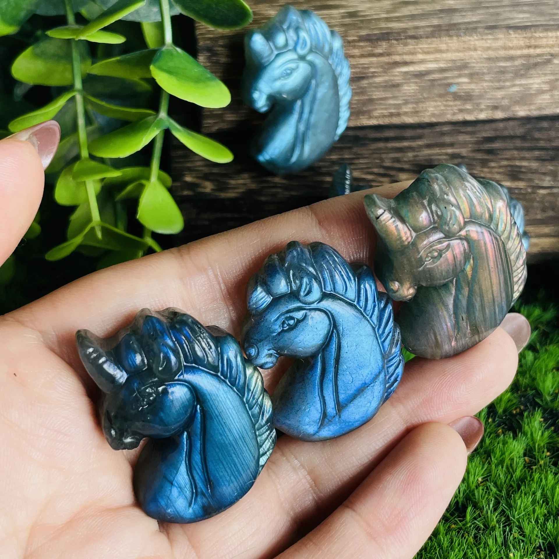 1pc Mystical Delights Gorgeous Flashy Labradorite Unicorn Carving Premium Quality Halloween Decor Creative Gift Party Souvenir