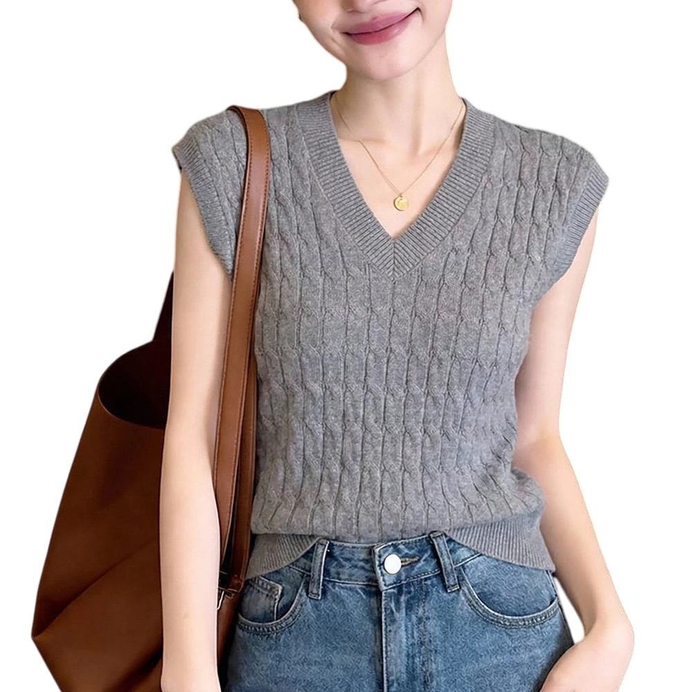 Women's Cable-Knit Sleeveless Vest with V-Neck and Contoured Waist for Fit Designed for Leisure Activities During Warm Seasons