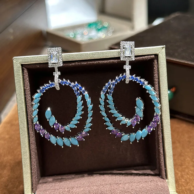 أقراط قطرة الماء الزركون المرصعة بالألماس على شكل خلفي هندسيًا 2025 #5