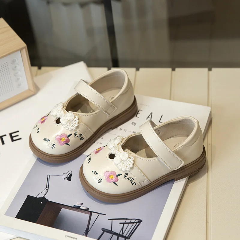Spring Autumn Girls Embroidered Princess Shoes Children Hanfu Fashion Leather Shoes Ancient Style Solid Color Soft Soled Shoes