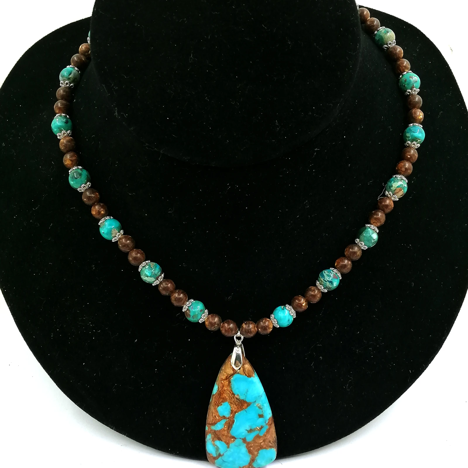 Factory Store Trendy Regenerate Turquoise with Bronze 6-8mm Beads Necklace with Quadrangle Pendant for Woman Man Daily Wearing