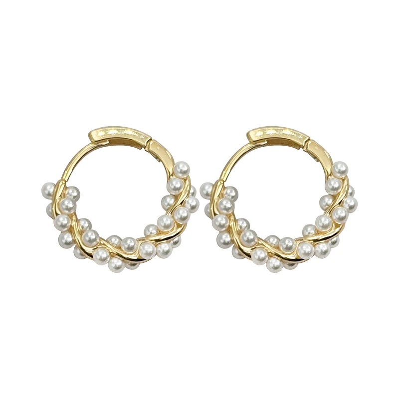

Gentle and delicate pearl entwined round earrings autumn and winter luxury earrings women's 2025 new New Year
