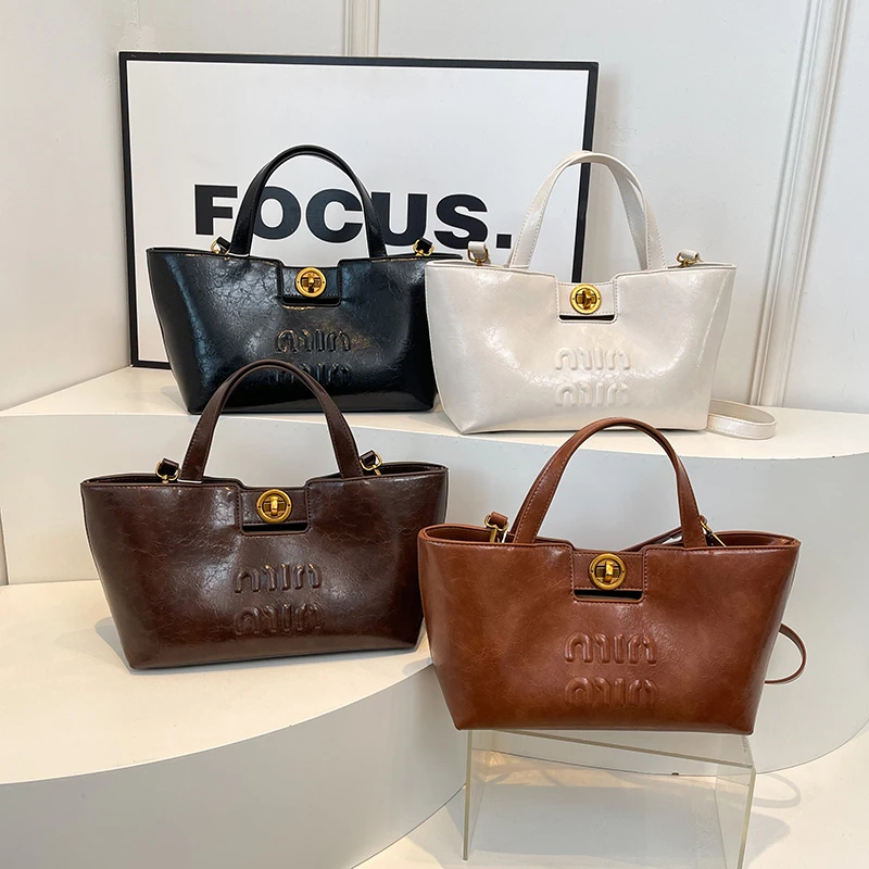Elegant Women Luxury Leather Fashion Tote Bag High End Designer Shoulder Handbag For Stylish Daily Urban Fashion