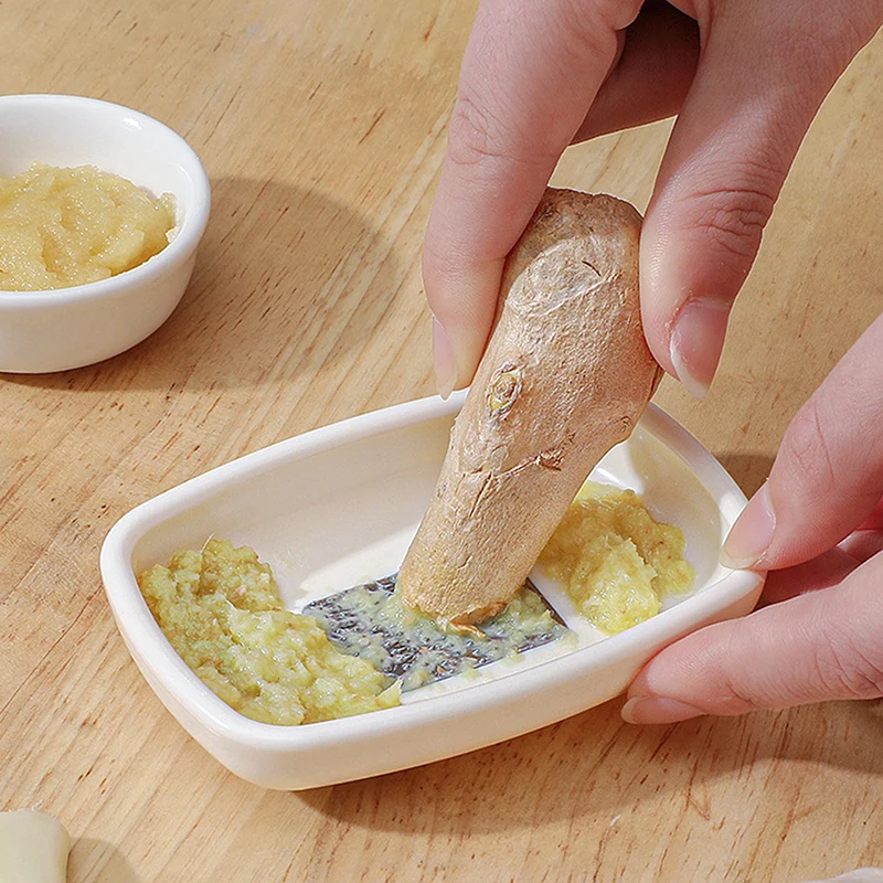 Manual Garlic Ginger Grater Wasabi Grater Crusher Convenient Wear-resistant Ginger Grinding Masher Kitchen Tool