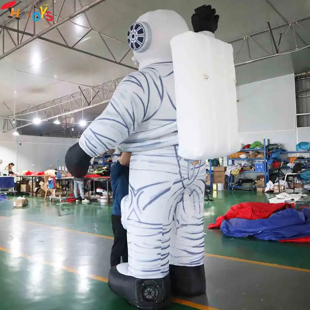 

6m Tall Giant Inflatable Astronaut Model Spaceman Replica for Advertising Decoration
