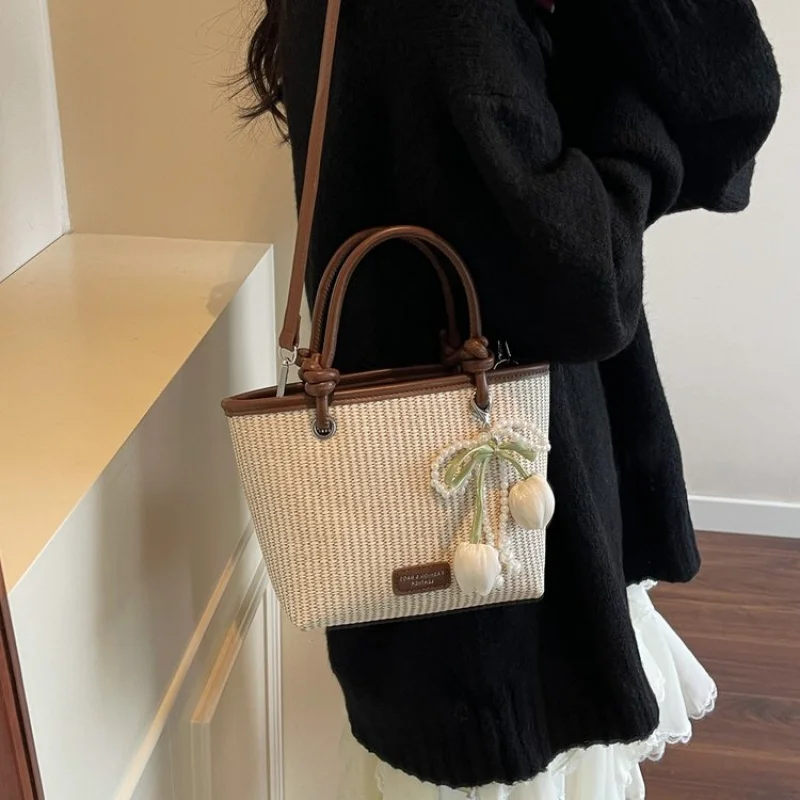 

High-End Women Crossbody Handbag With Detachable Strap For Formal Evening Events And Special Occasions