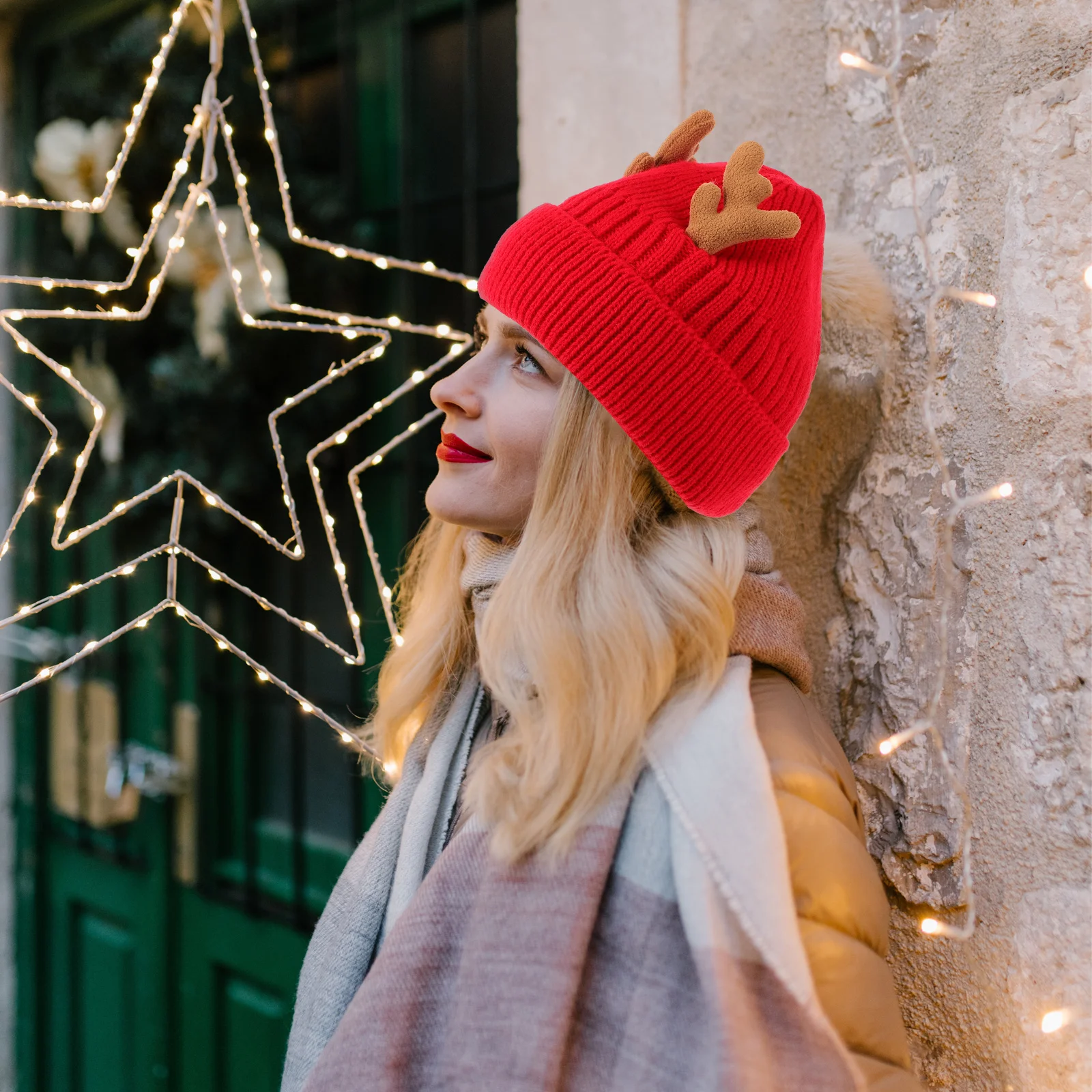 

Warm Hat with Antlers Christmas Knit Cap for Adults Winter Red Reindeer Beanies Lined Durable Beautiful Gift Accessory