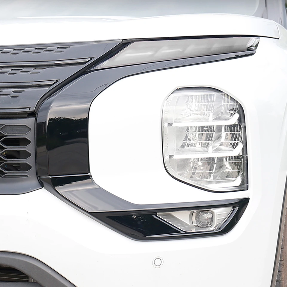 Mitsubishi Outlander 2021, La 4a Generación Promete Tres Filas De Asientos Y Un Diseno Mas Robusto